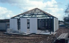 Inserting rear side panels, later March 1982